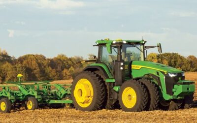 John Deere esitles autonoomset traktorit