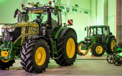 John Deere’i tehase kahemiljones traktor