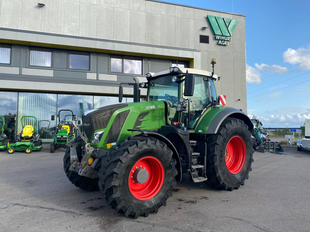 FENDT TRAKTOR