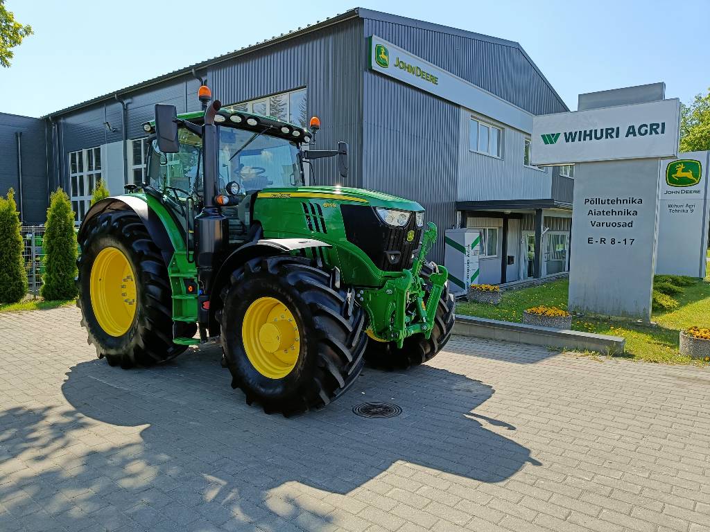 John Deere 6175