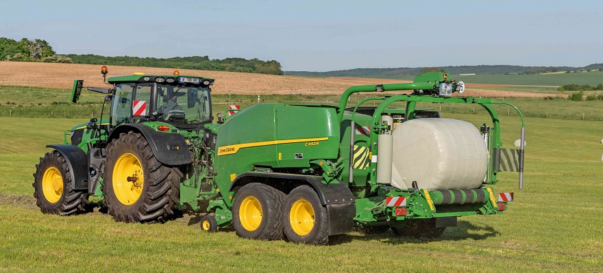 Uus põlvkond John Deere ruloonpresse – nutikam, võimsam, mugavam