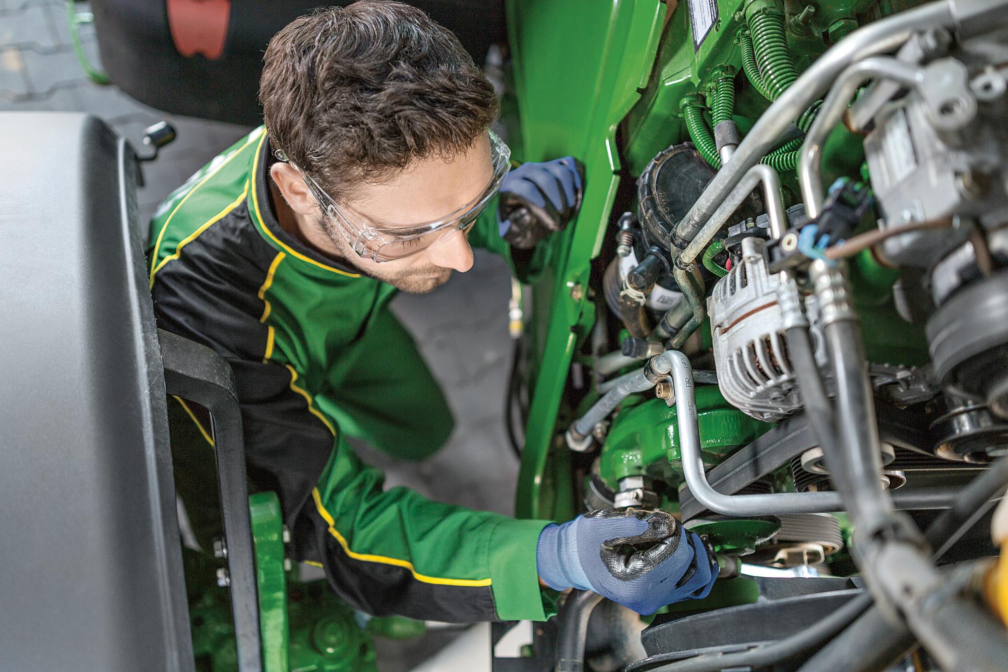 vanema traktori hooldus ja ec